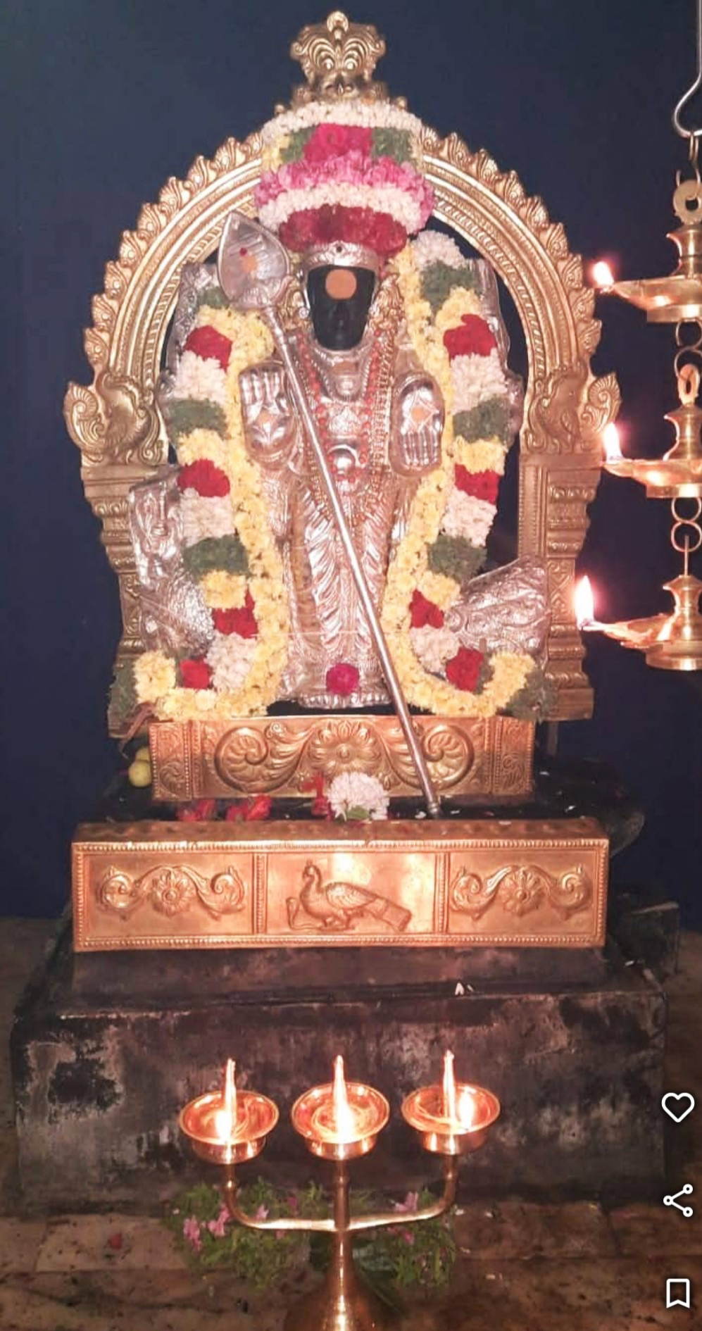 மூலவர்