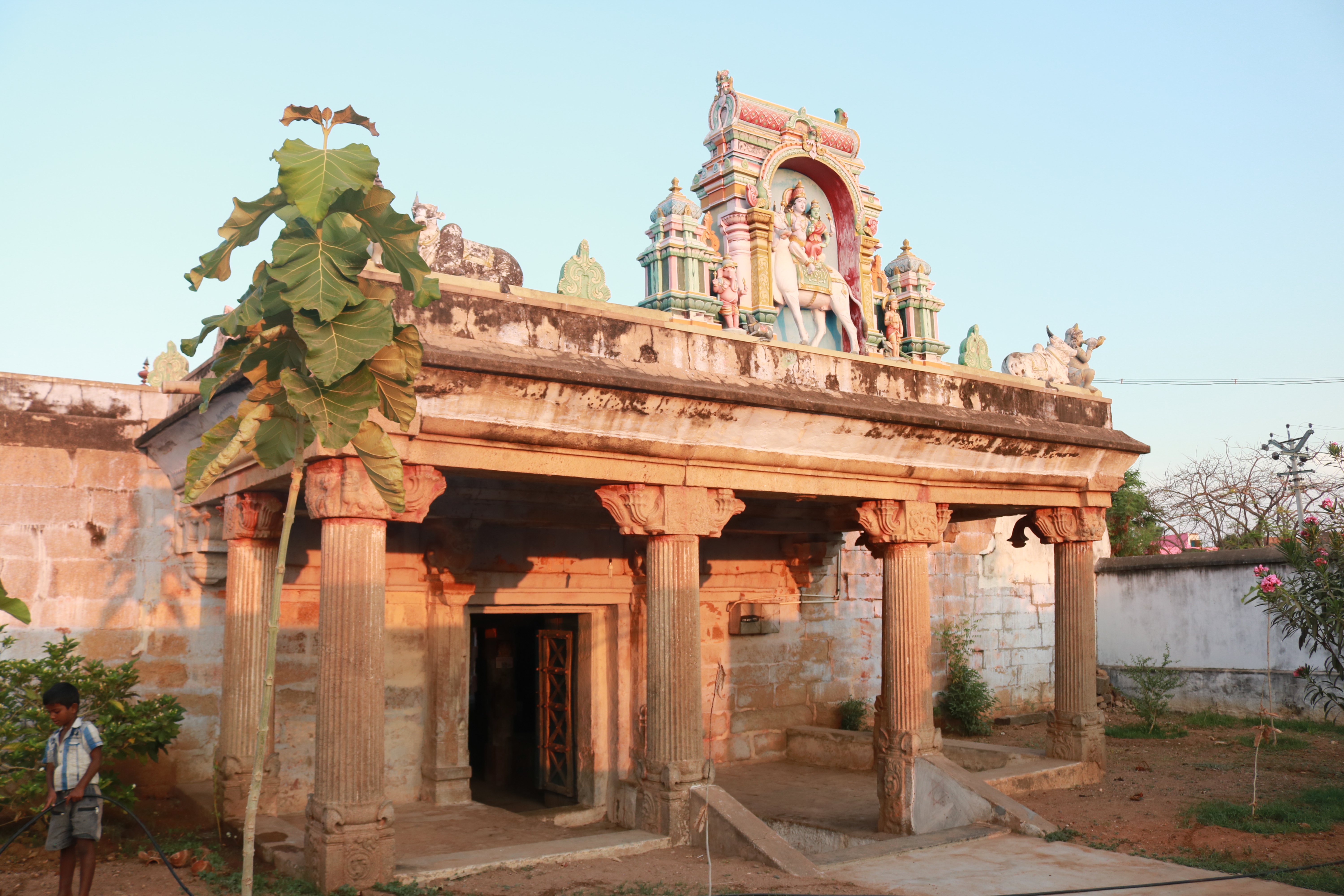 ஆனையூர் ஐராவதேஸ்வரர் கோயில்
